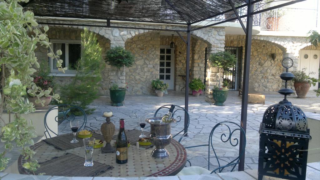 Gites Maisons De Vacances Domaine La Chamade קרפנטרה חדר תמונה