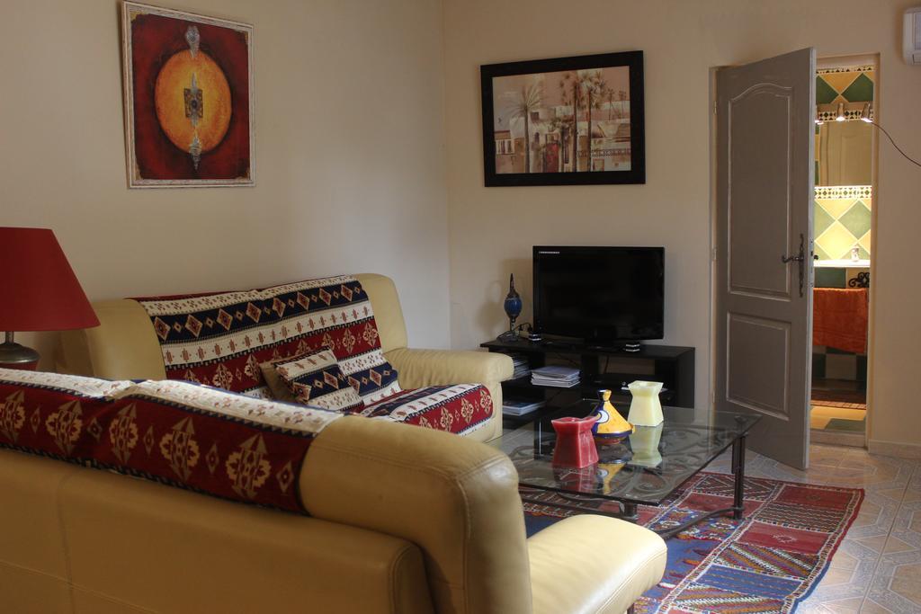 Gites Maisons De Vacances Domaine La Chamade קרפנטרה מראה חיצוני תמונה